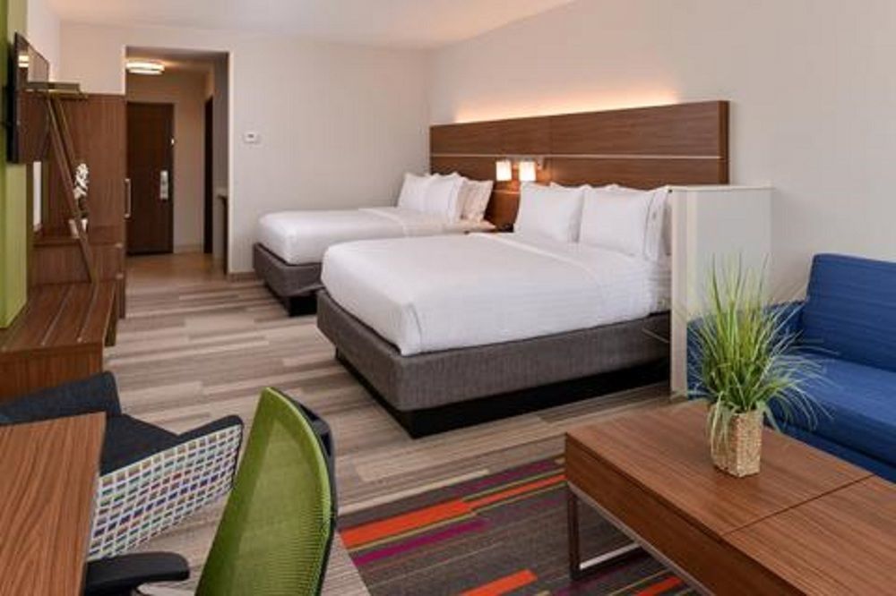 Holiday Inn Express & Suites Greenwood Mall By Ihg Extérieur photo