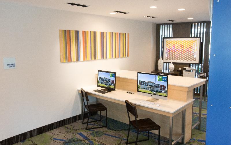 Holiday Inn Express & Suites Greenwood Mall By Ihg Extérieur photo